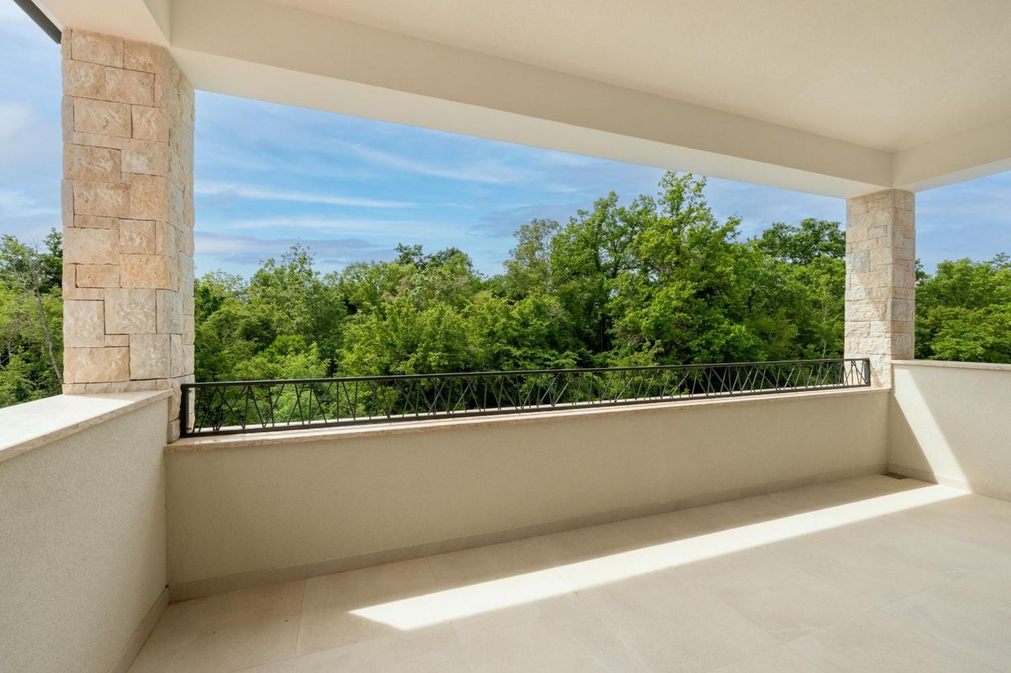 New 2024! Luxury Carlotte With 11m Pool Vila