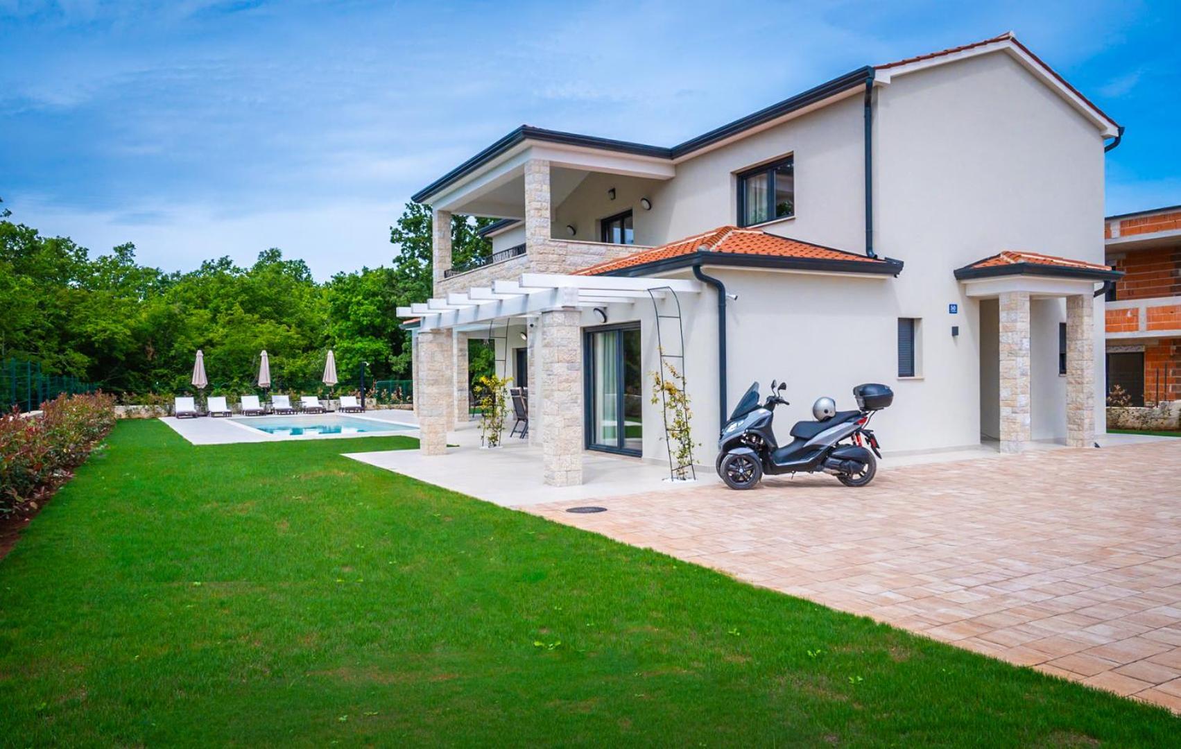 New 2024! Luxury Carlotte With 11m Pool Porec